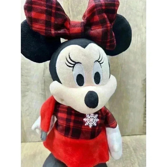 Disney Just Play Minnie Mouse Dancing Holiday ‘We Wish You A Merry Christmas’ - Picture 4 of 7